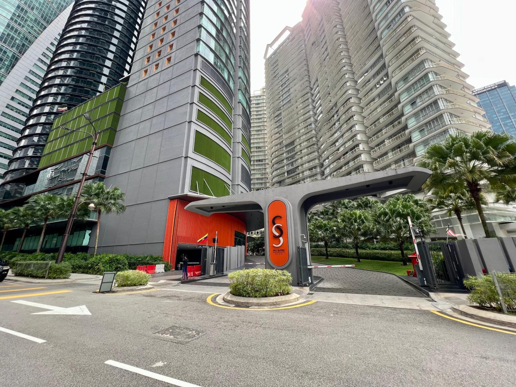 Pangsapuri Sky Upper 3br At Klcc *