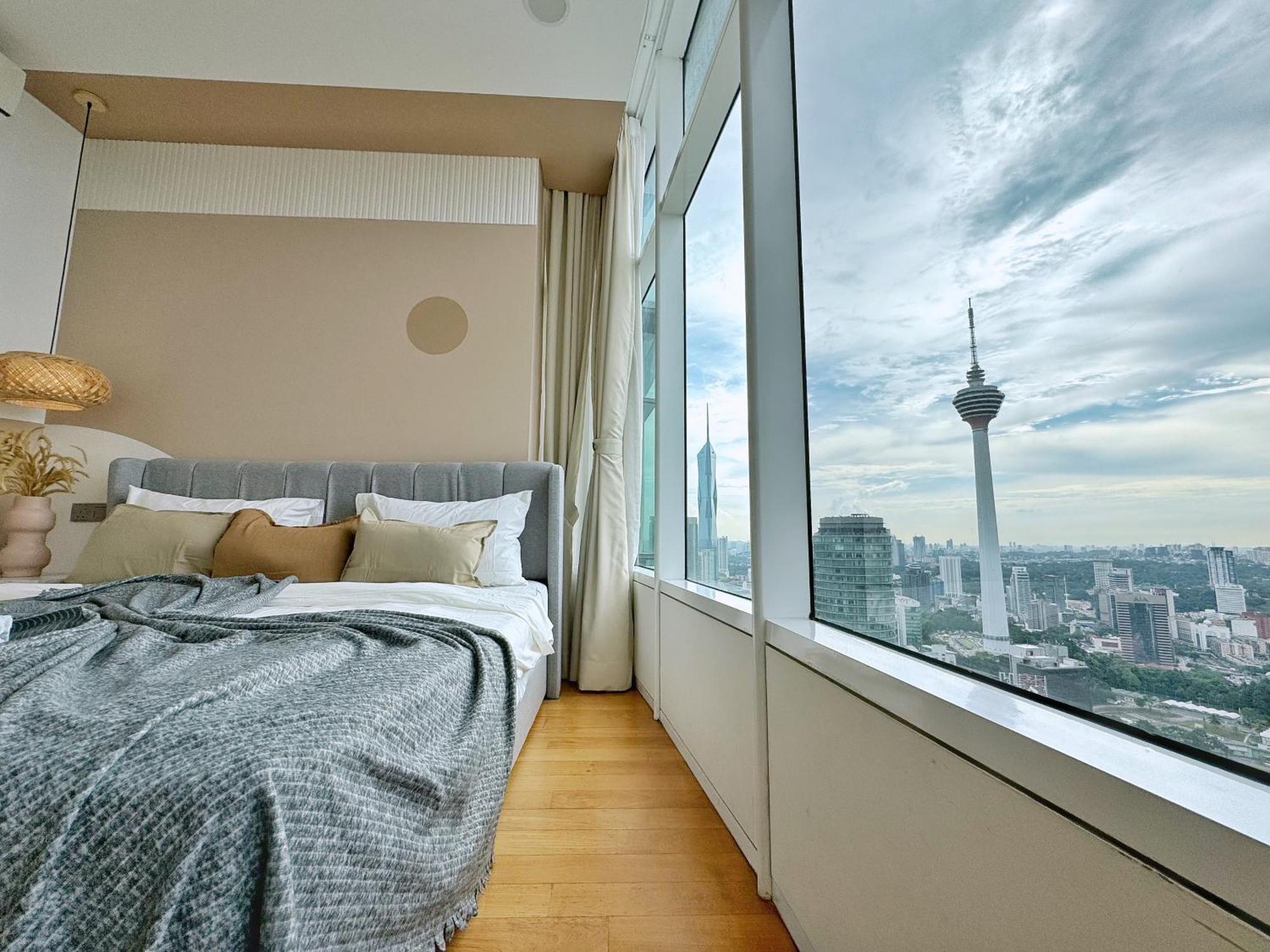 Sky Upper 3br At Klcc Pangsapuri Kuala Lumpur