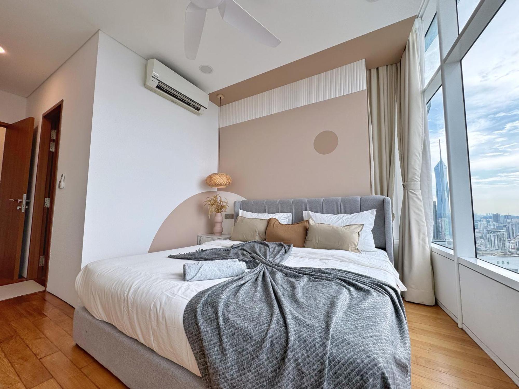 Pangsapuri Sky Upper 3br At Klcc Kuala Lumpur